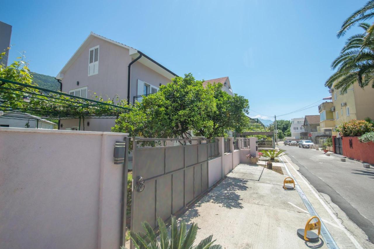 Ioannis Apartments Tivat Exterior photo