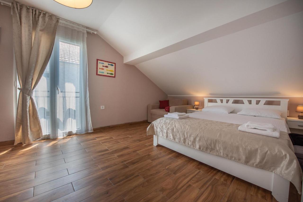 Ioannis Apartments Tivat Exterior photo