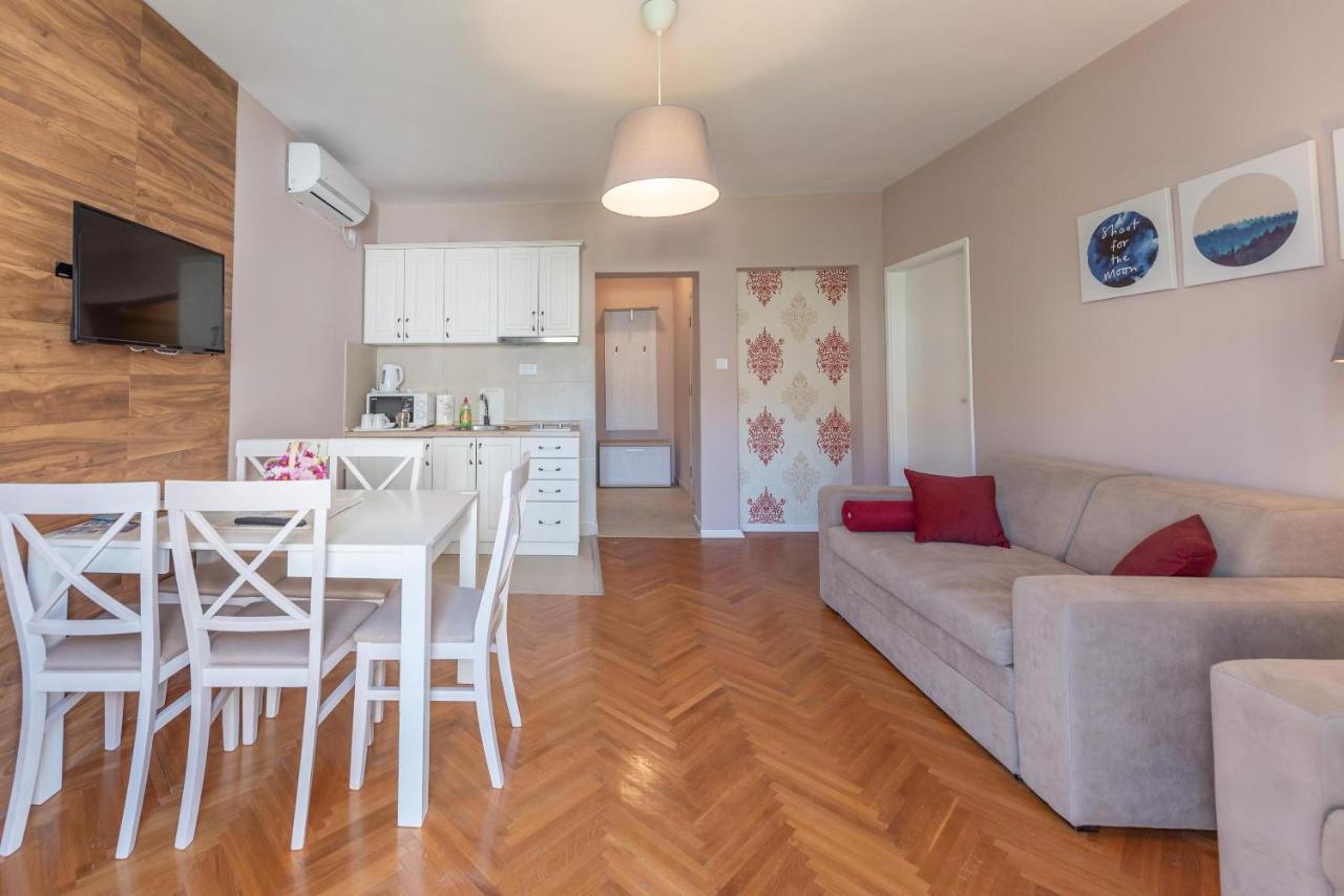 Ioannis Apartments Tivat Exterior photo