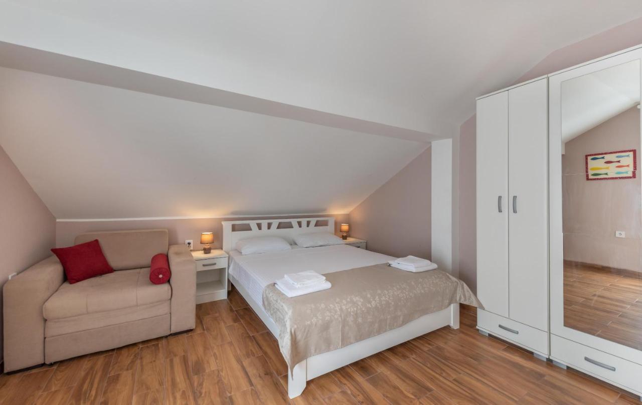 Ioannis Apartments Tivat Exterior photo